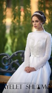 Modest_Wedding_Dresses_Ayelet_Shlomo (640)